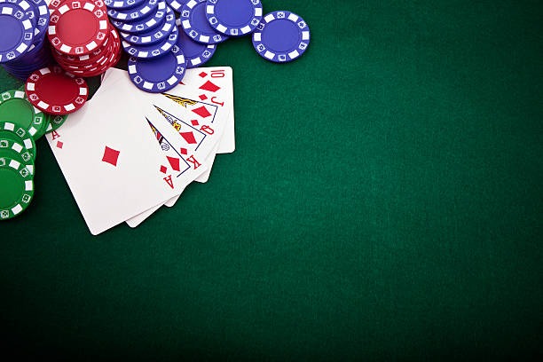 merdekatogel app showing live roulette table and sportsbook betting interface